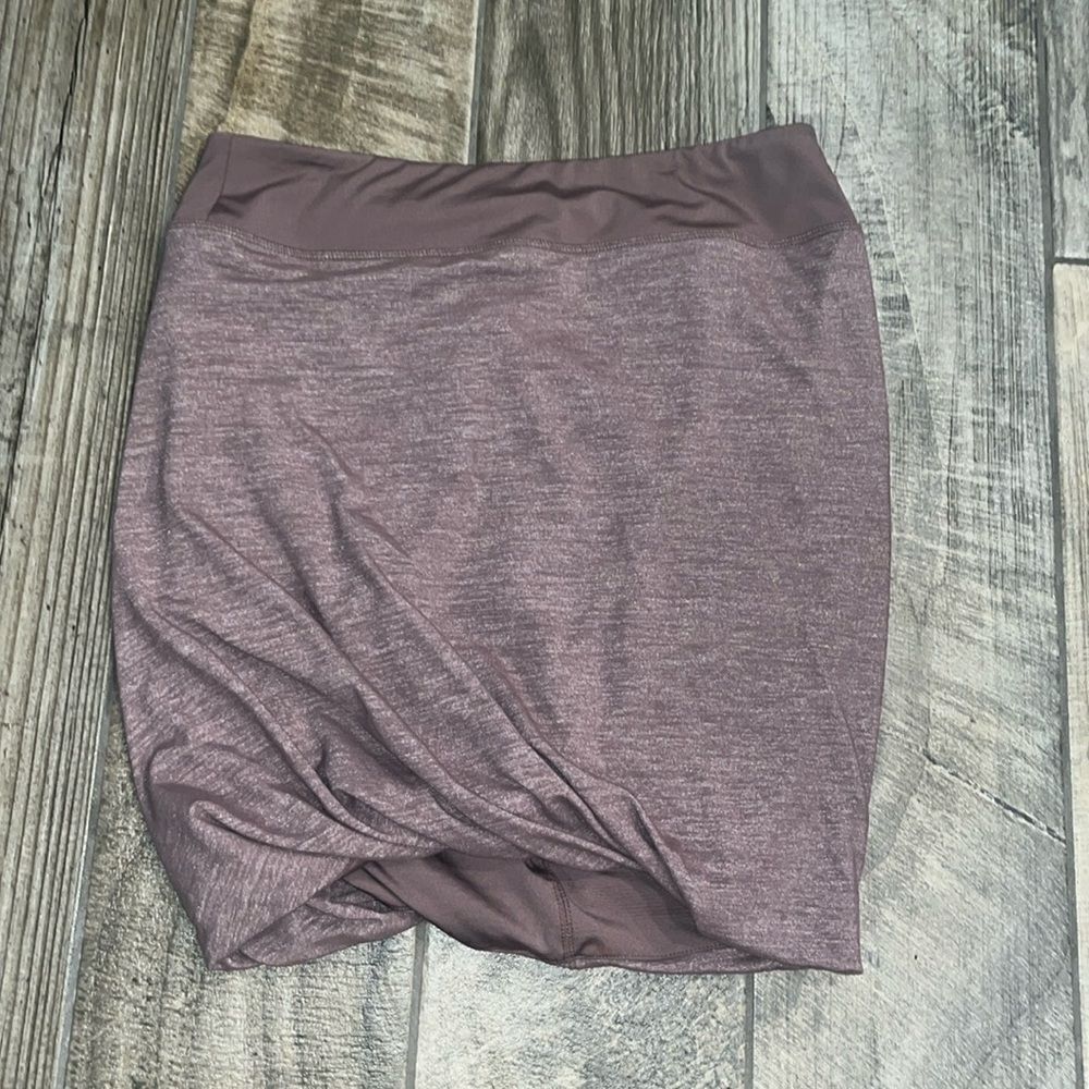 Athleta bubble skirt